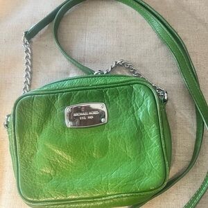 🍃 Green Michael Kors 6.5x5 Small Handbag/Purse -Perfect lightweight clean purse